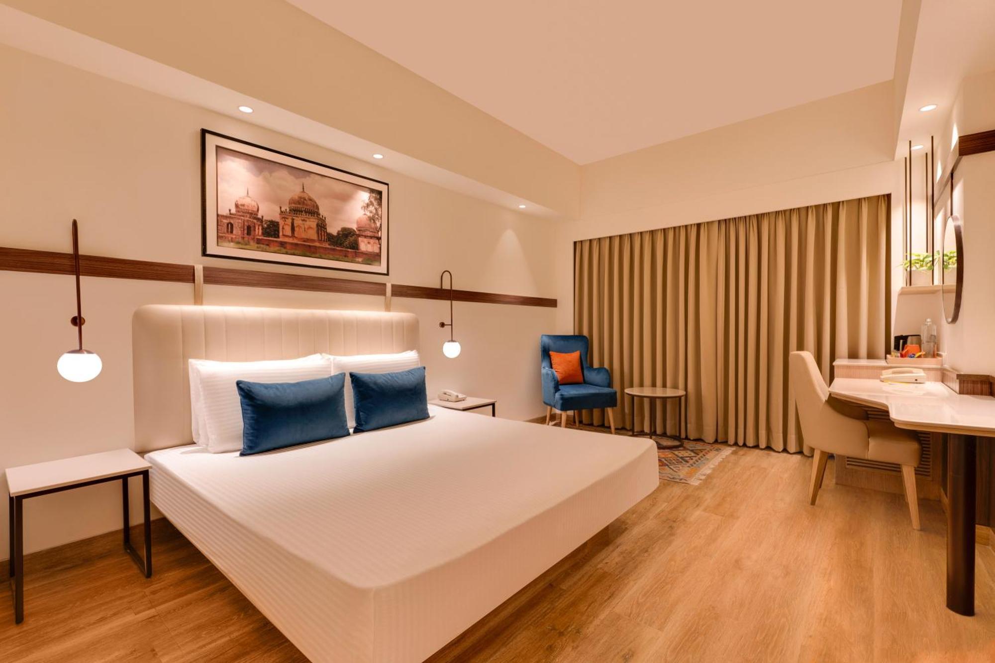 Lemon Tree Premier Hitec City Hyderabad Bagian luar foto