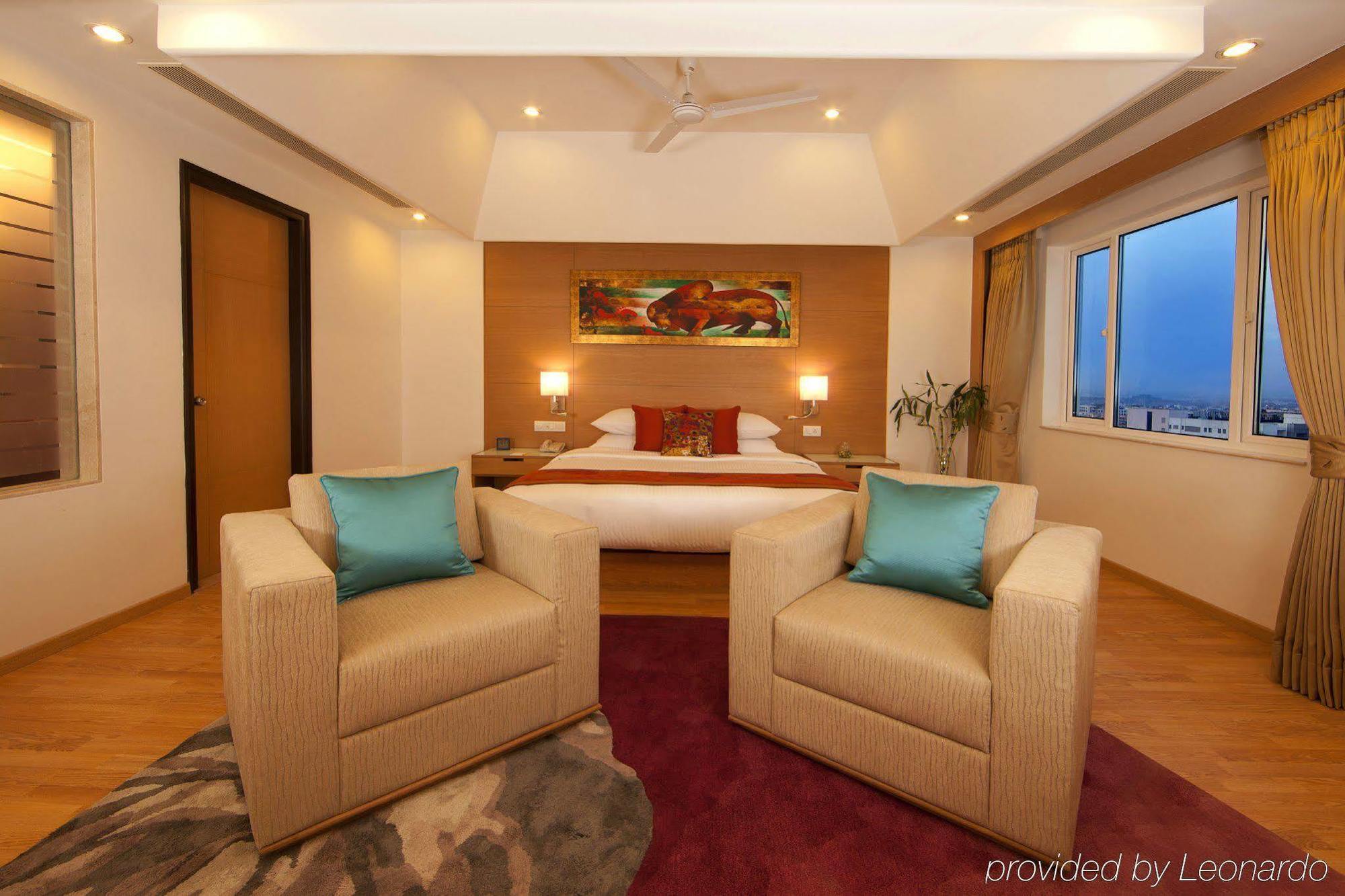 Lemon Tree Premier Hitec City Hyderabad Ruang foto