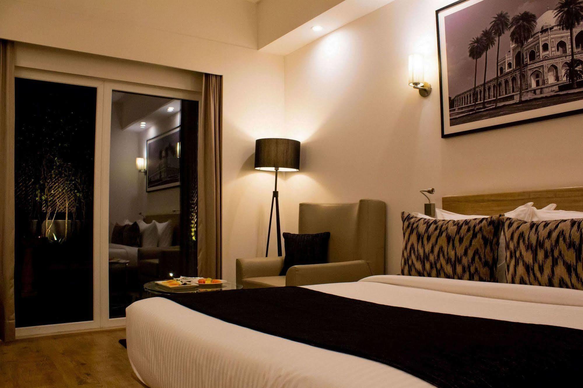 Lemon Tree Premier Hitec City Hyderabad Bagian luar foto